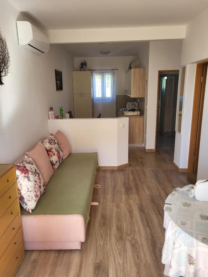 Apartment Luna Malinska Εξωτερικό φωτογραφία