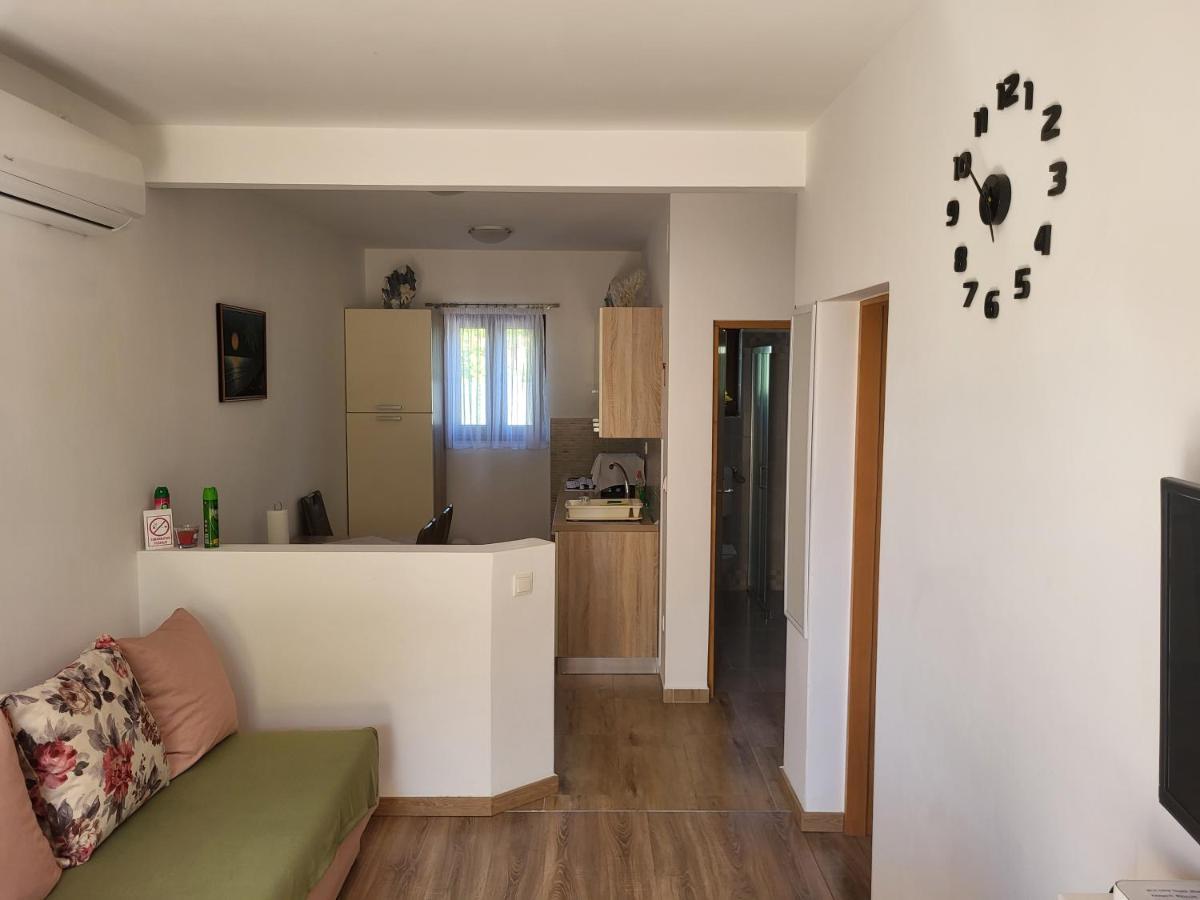 Apartment Luna Malinska Εξωτερικό φωτογραφία